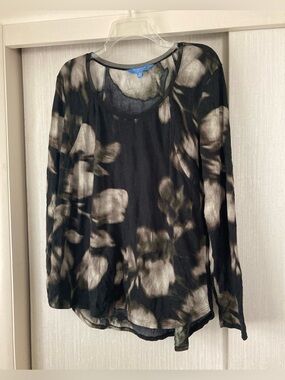 Simply Vera Vera Wang top